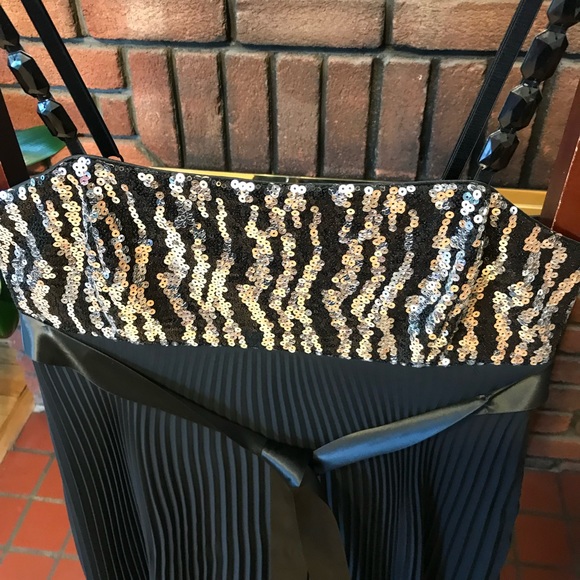 Frank Lyman party sparkle dress size 6 - Picture 3 of 7